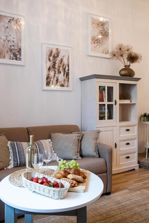 Old Town Wawel II Premium Apartments Cracovia Esterno foto